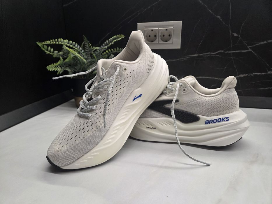 Adidasi Brooks Gliceryn max 41 ca noi