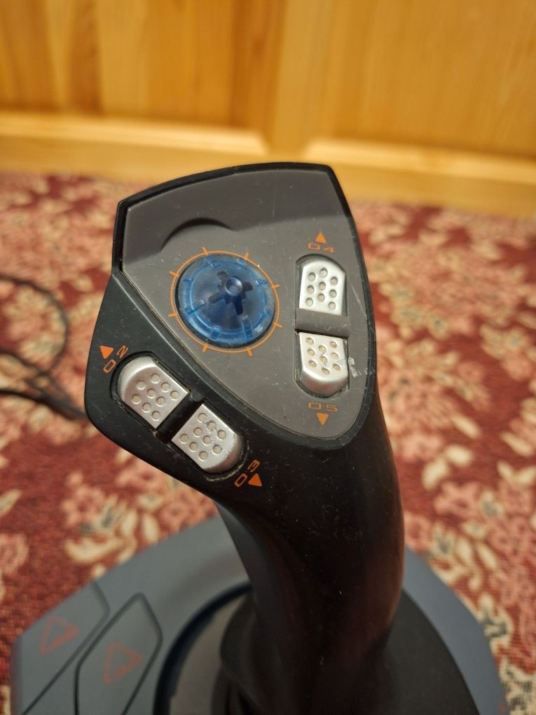 Джойстик Logitec Wingman Extreme