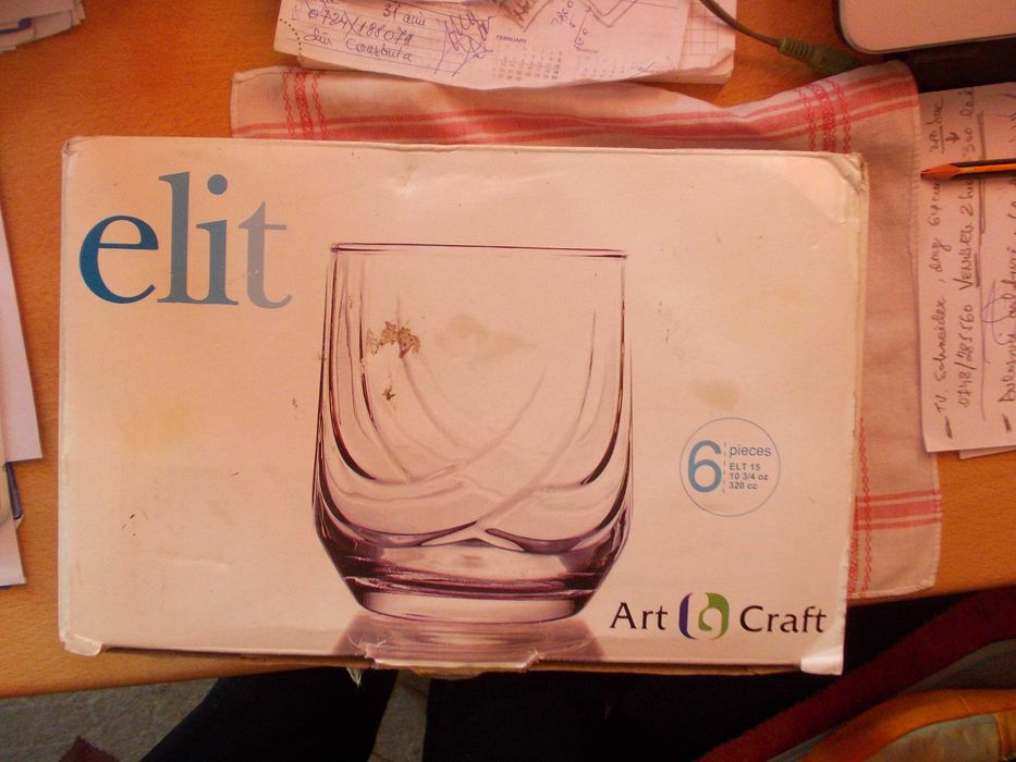 Vand diferite obiecte de bucatarie castrone /tavi inox si set pahare