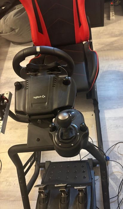 Vând logitech g29. Am făcut upgrade