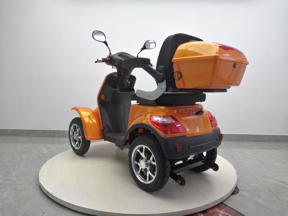 MaXmotors Електрическа четириколка Скутер 1500w