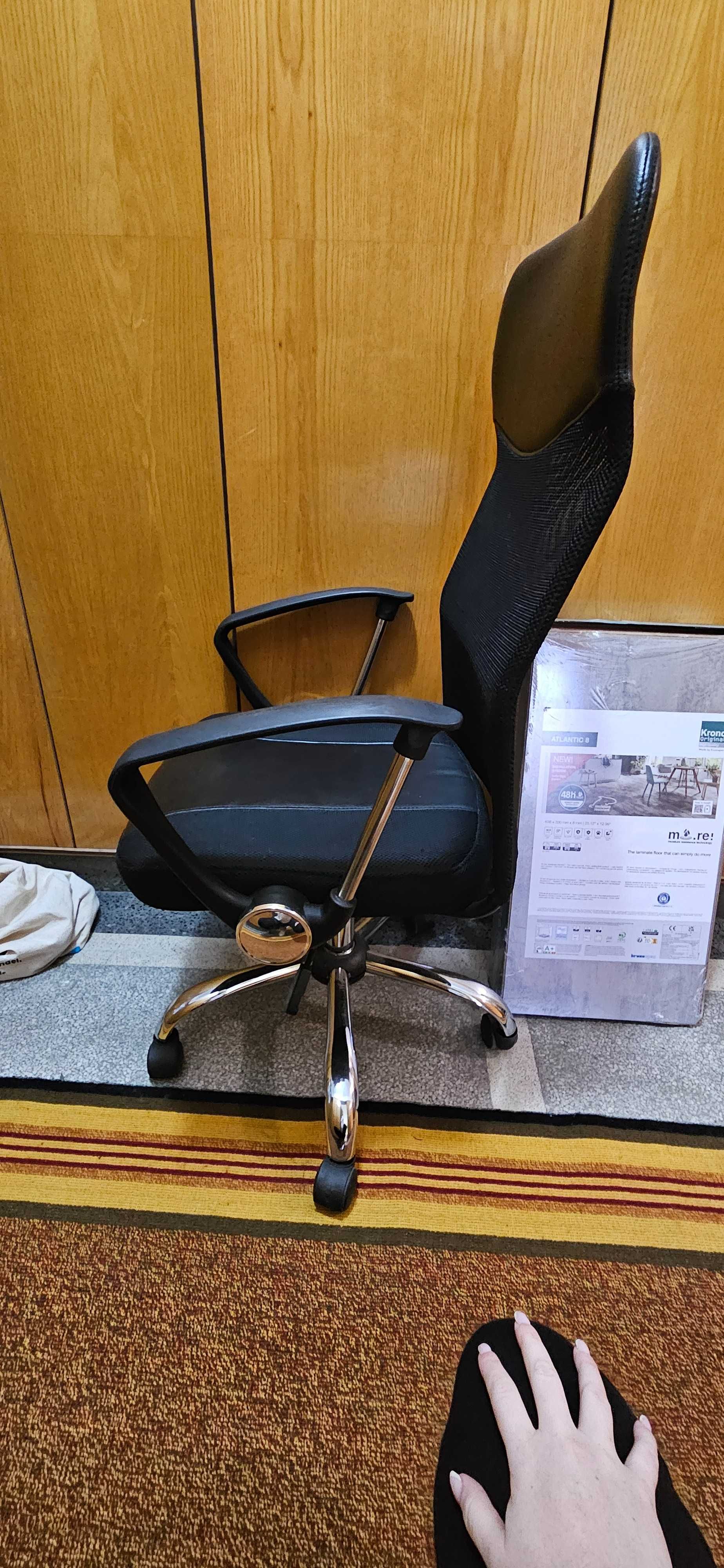Офис стол в добро състояние
