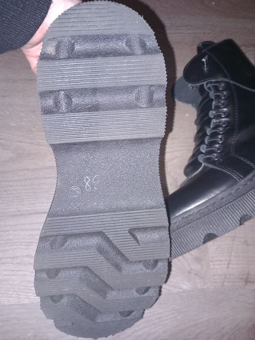 Ghete piele naturala noi mar 38-39 interior 25 cm