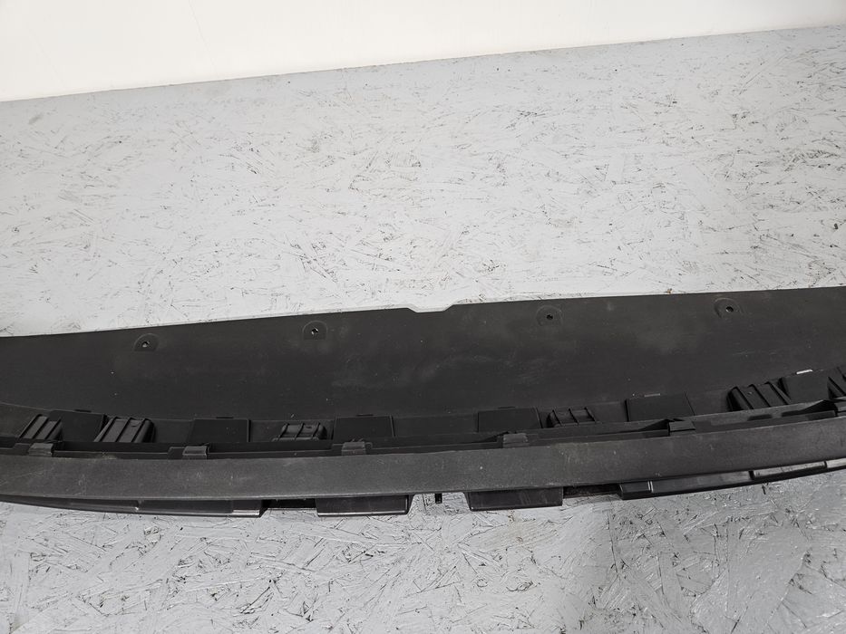 Предна броня VOLVO XC40 2017- Спойлер дифузьор