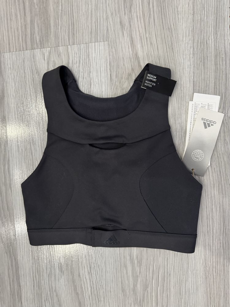 Спортно бюстие Adidas чисто ново