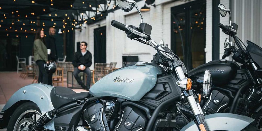 Indian Scout Sixty Classic nou-livrare prin EST BIKE Campina