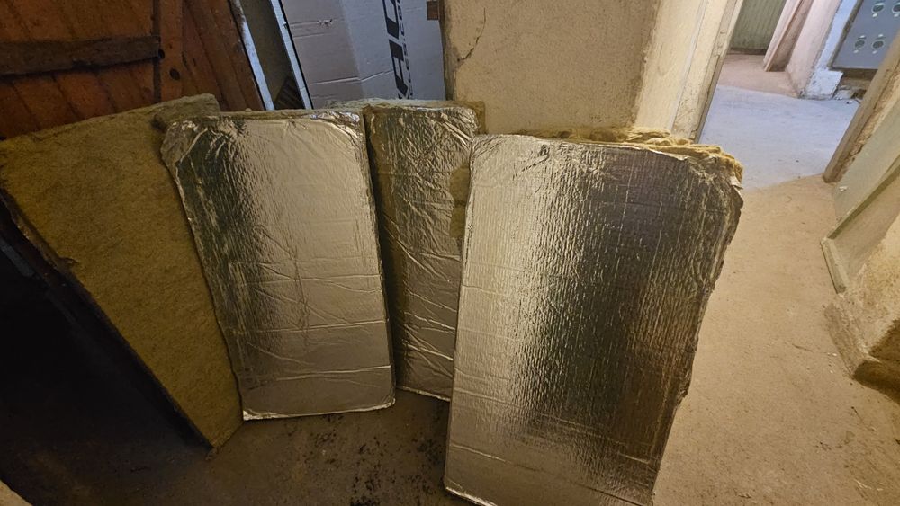 Каменна вата на плочи 5 бр с  алуминиево фолио 4 х 50 х 100 см