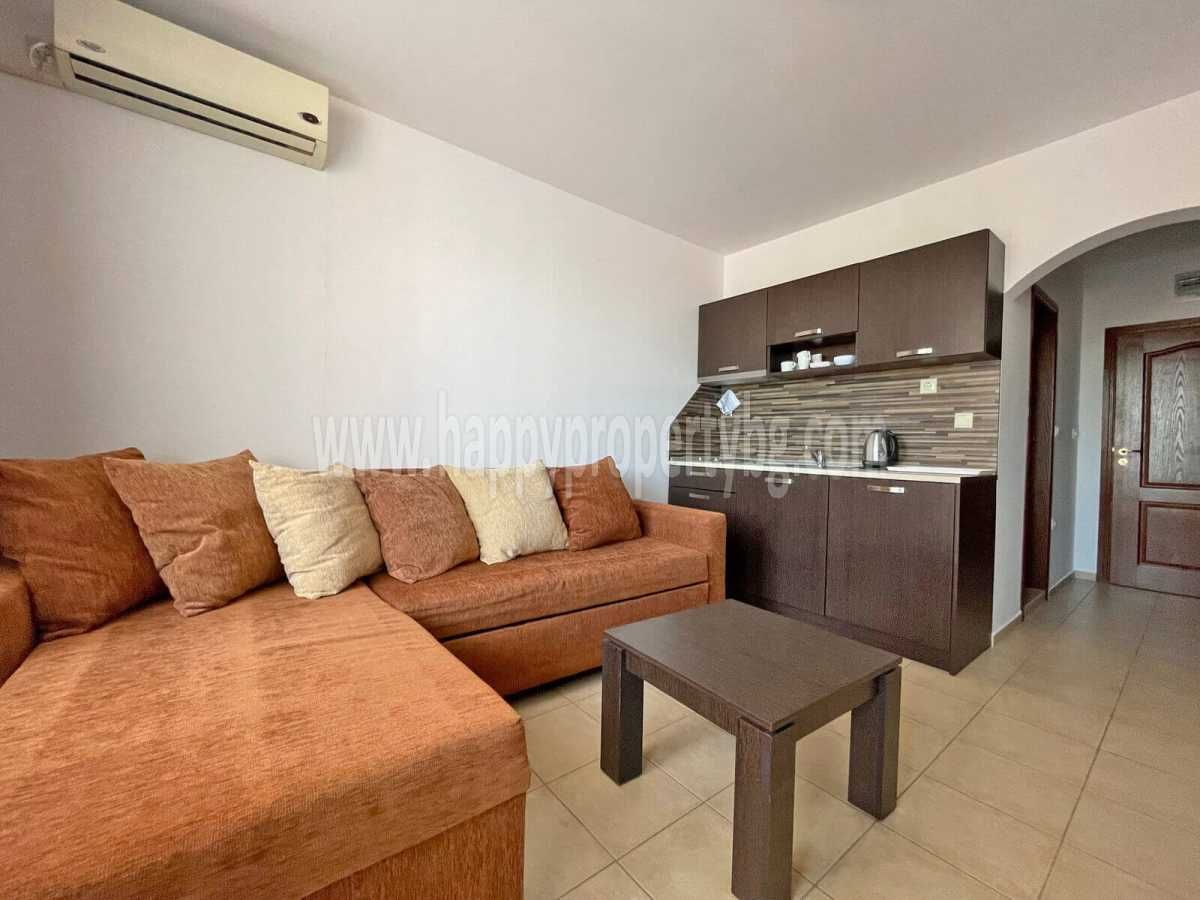 Продава се Едностаен апартамент в к.к. Слънчев бряг - 35 кв.м за 1415 €/кв.м - Снимка #3