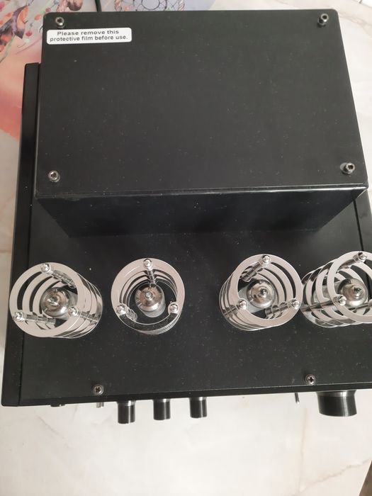 Amplificator Stereo cu lampi.Tuburi.