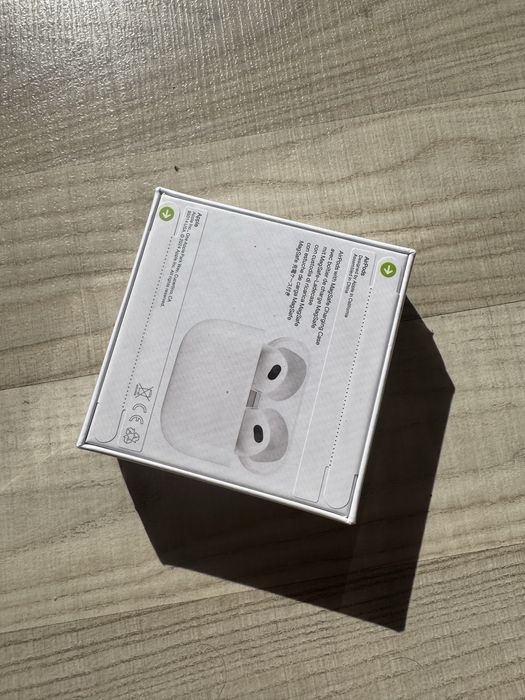 Casti AirPods 3 noi sigilate