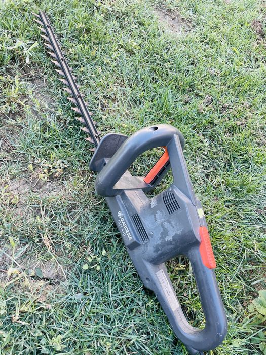 Masina electrica de tuns gard viu Gardena