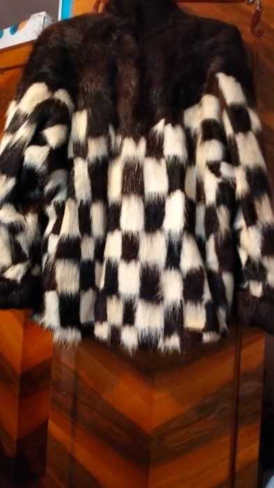 Haina ,scurta nutrie mărime 40/42