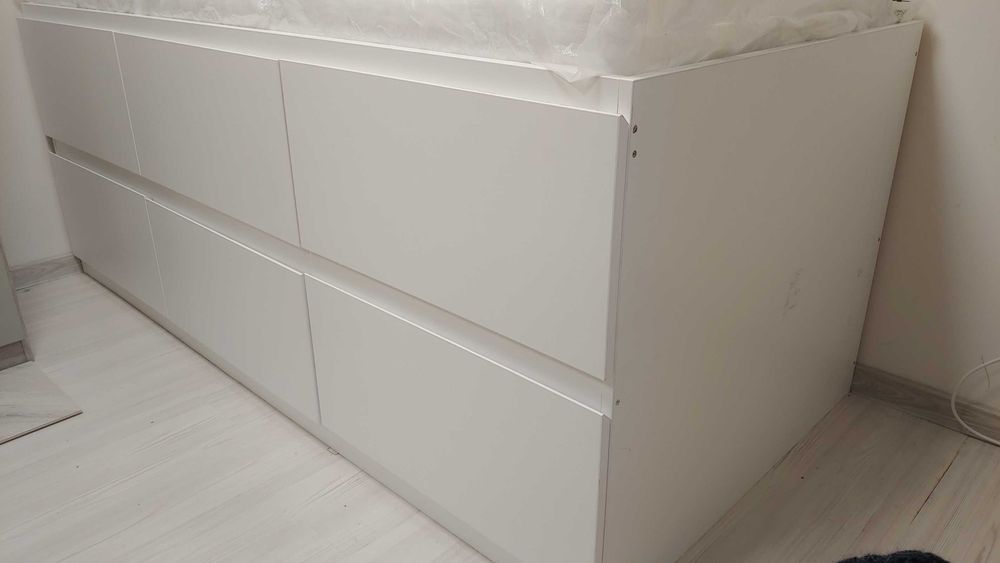 Легло с 6 дълбоки чекмеджета