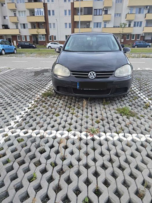 Volkswagen Golf 5 1.6 Benzina