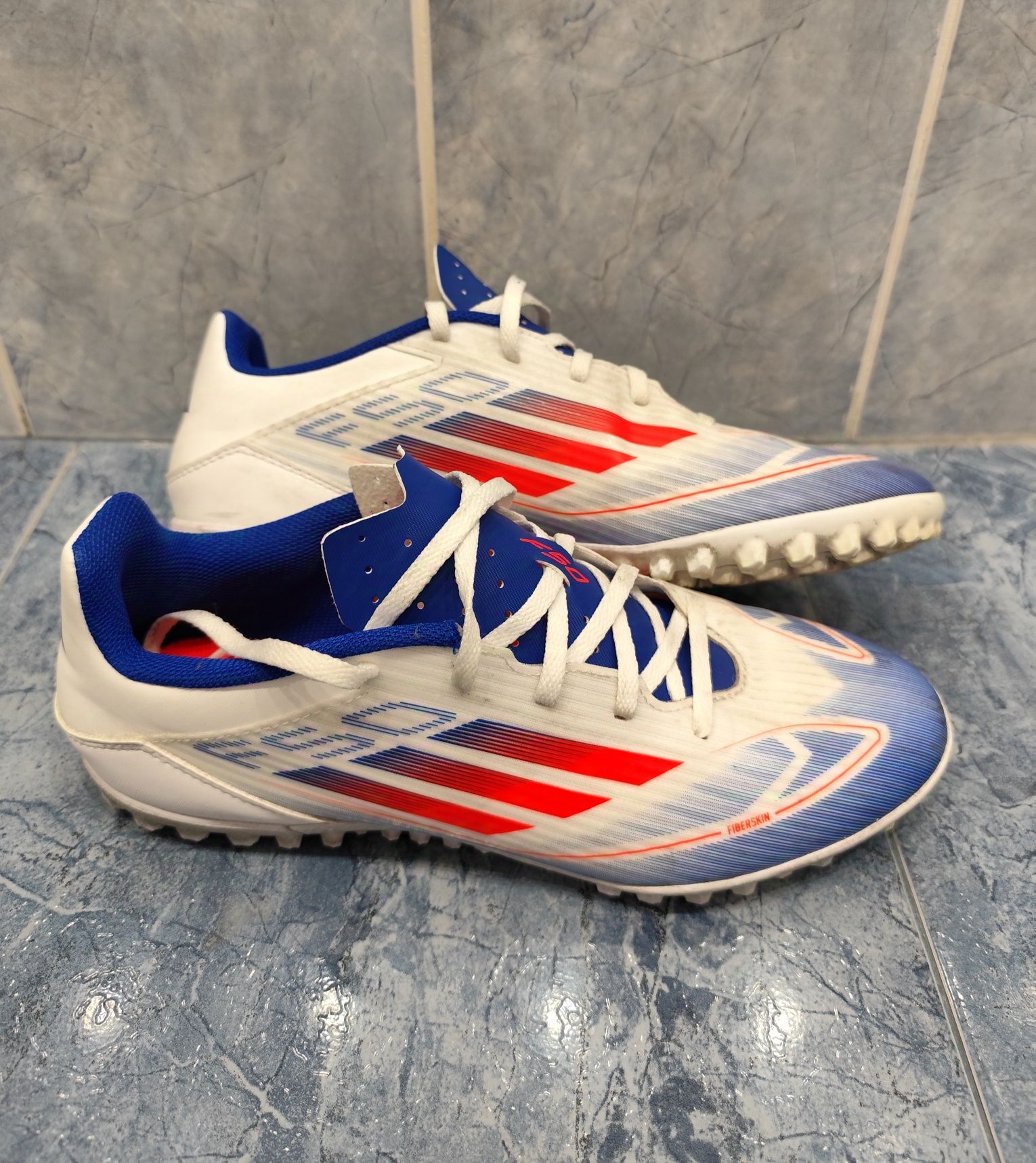 Adidas F50 club turf 43 ⅓