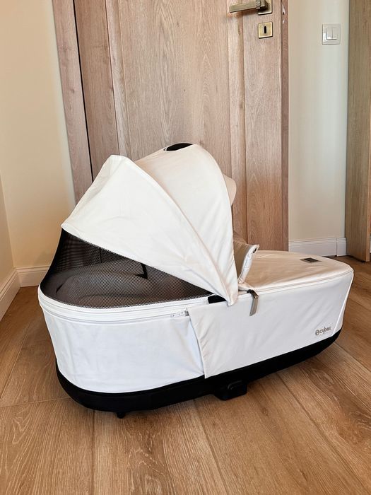 Кош за новородено Cybex Priam 4 /e-PRIAM Lux