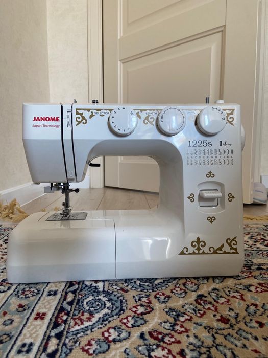 Продается японская швейная машина (премиум) Janome 1225s