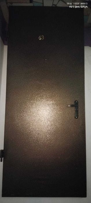 Двери металические