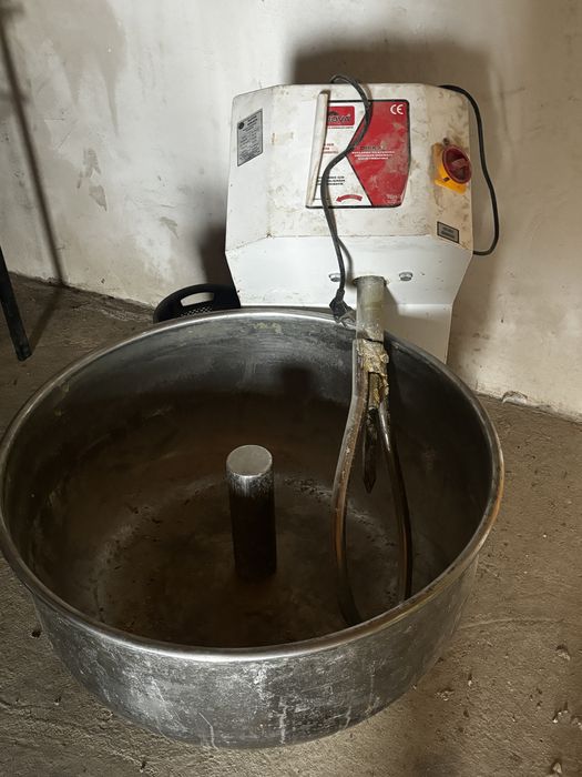 Миксер 50кг, чекиш , дымаход, стеллаж, горелка