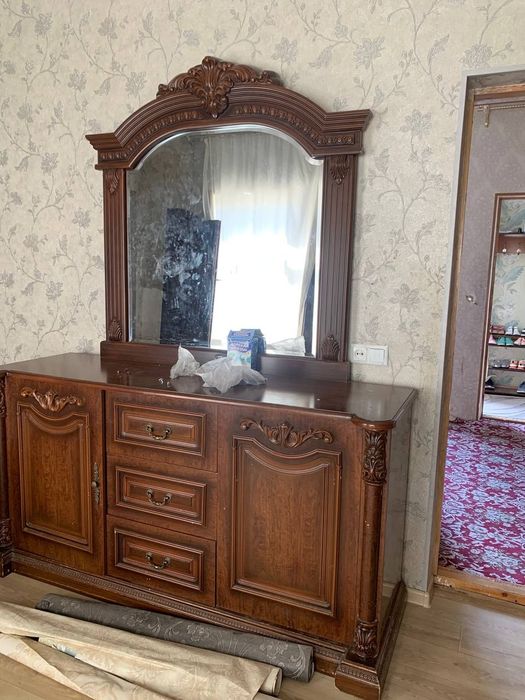 Спальный гарнитур в хорошем состоянии