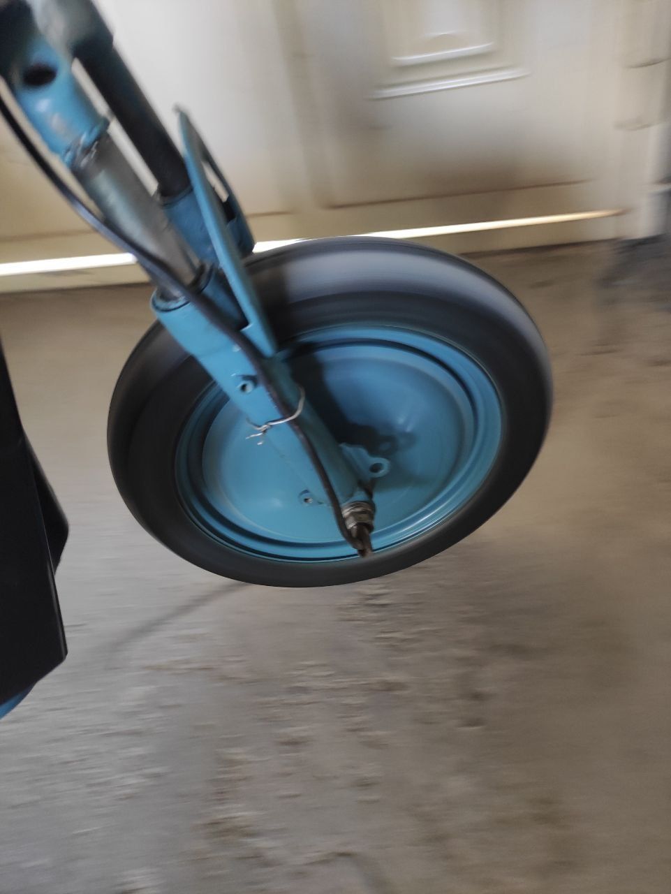 elektroskuter qõlda uzimiz yasaganmiz