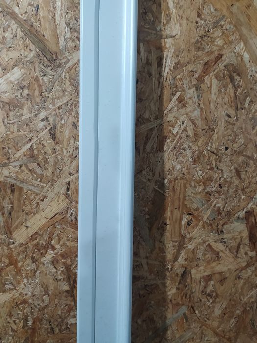 Обналичка дверей и окон. Свет белый жемчуг. Двух метровые. Новый. отли