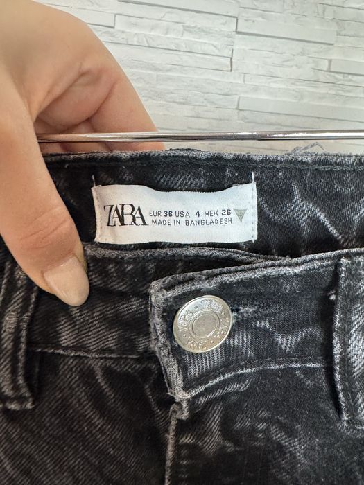 Дънки с висока талия Zara