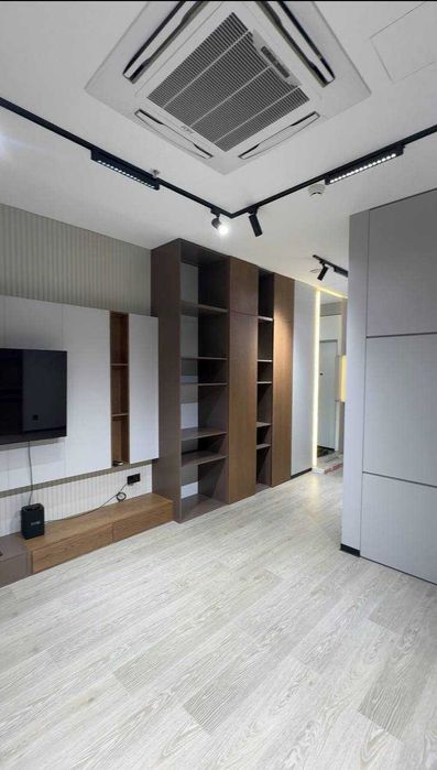 Продаётся квартира под офис в ЖК "Nest One" 1/16/24, 40кв.м.