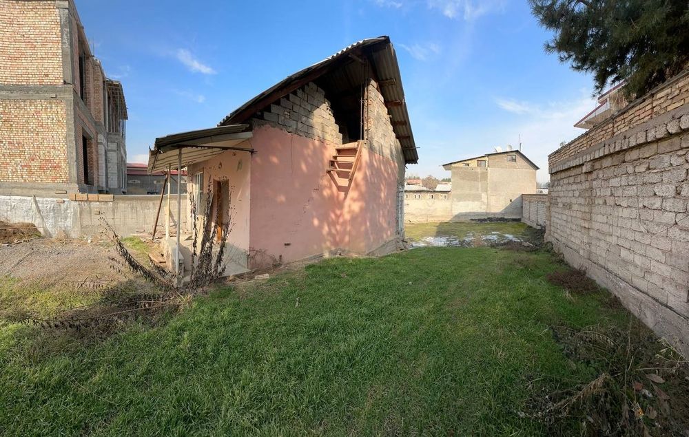 Продается дом по улеце Шукура Бурханова