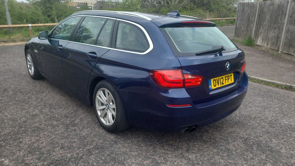 bmw 520 volan dreapta.