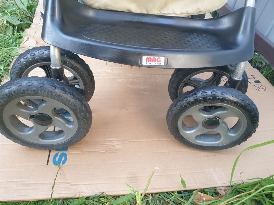 Cărucior BEBE, 3in1, Pliabil, MODERN, Accesorizat, MAG (Made in U.K.)