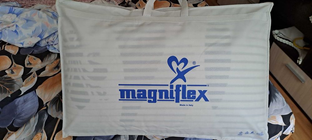 Продавам възглавница Magniflex
