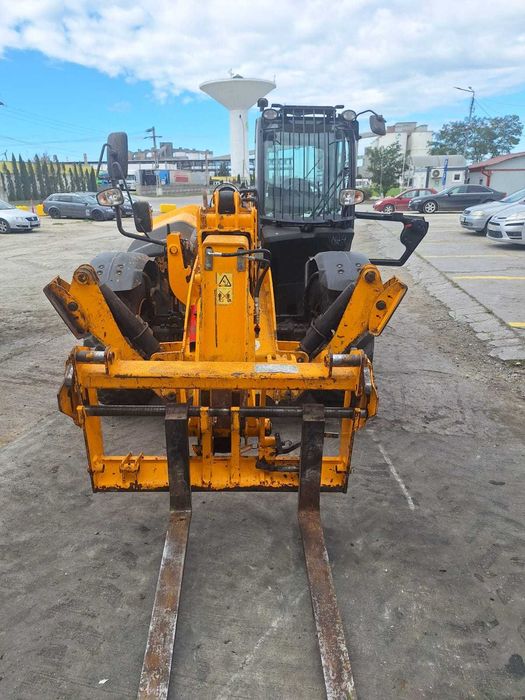 JCB 540-140 an fabricație 2019