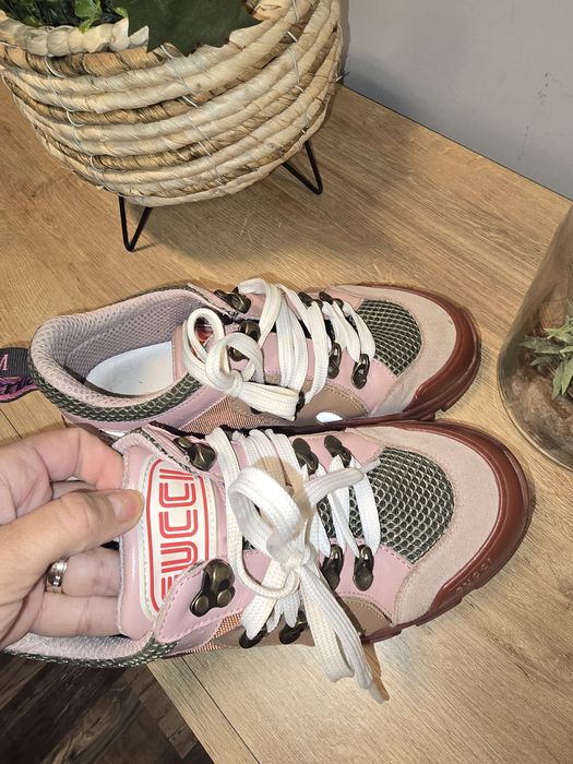 Сандали и обувки 36 и 37 номер gucci dior ,liu jo,UGG ,patrizia pepe