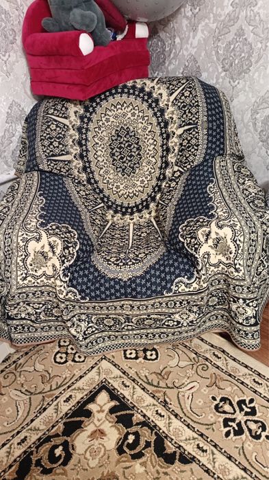 Два дивана и кресло