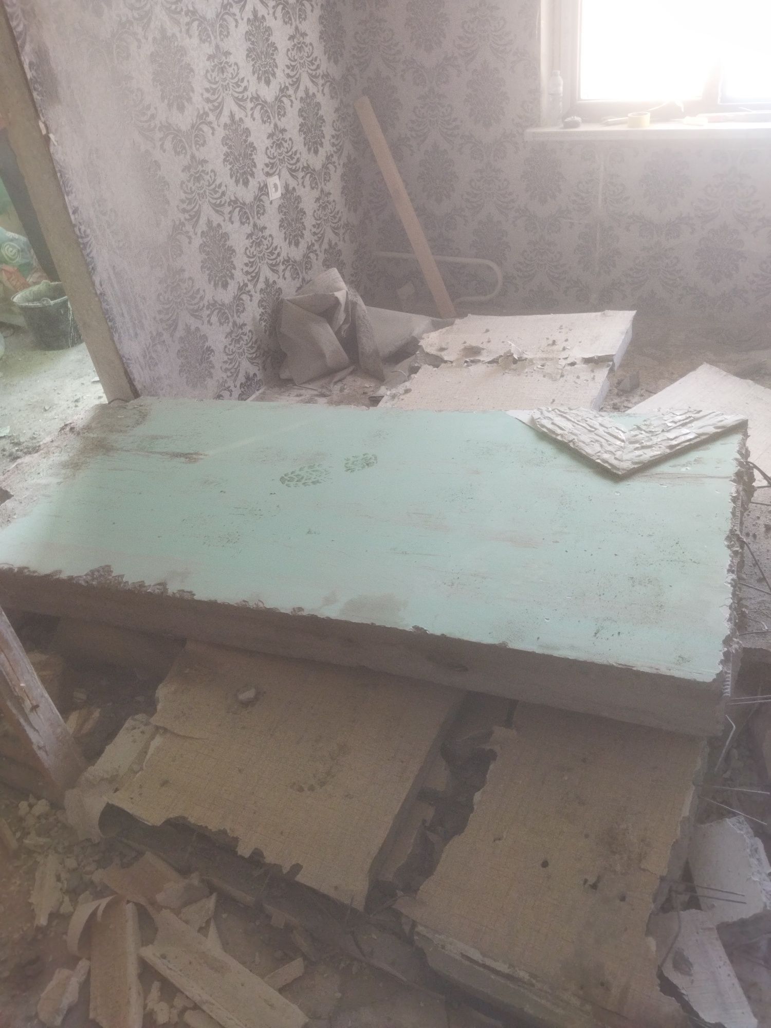 Kalonkada teshigi teshamiz almazni perfaratir