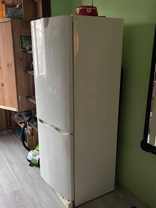 Хладилник Indesit