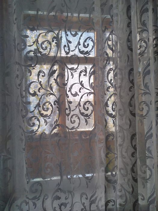 Продаётся тюль за 5000 и одеяло верблюжье за 18тыс.новое