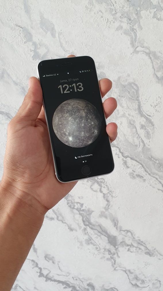 Iphone Se sotiladi