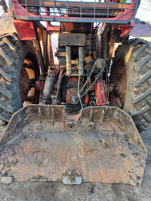 Vând troliu forestier pe aer U650