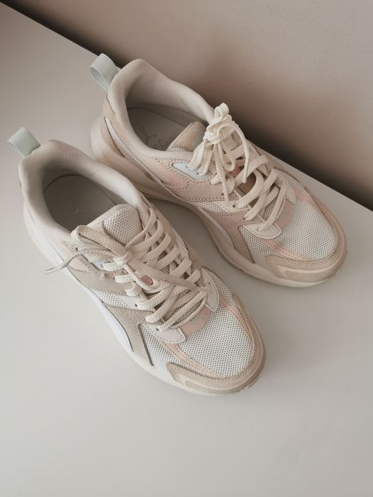 Дамски маратонки Puma 37.5