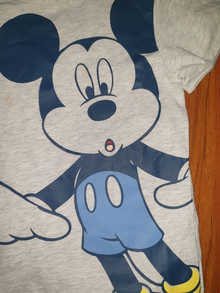 Vand tricou Disney Mickey  5/6 ani