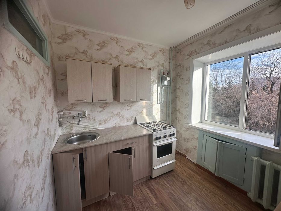 Продам однокомнатную квартиру в центре города