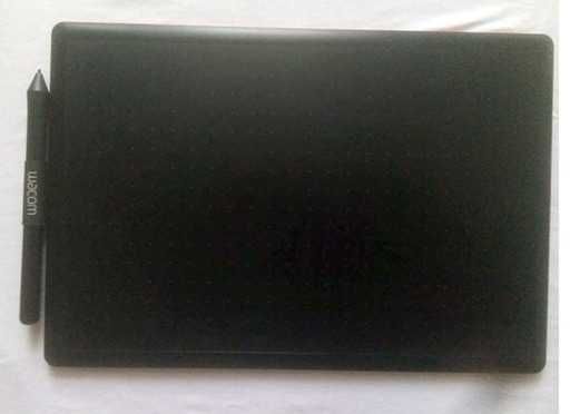 Tableta Graphica Wacom One Мedium CTL-672 
180 - neg
