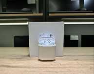 Наушники AirPods with Charging Case, белый, оригинал, 10647/А10
