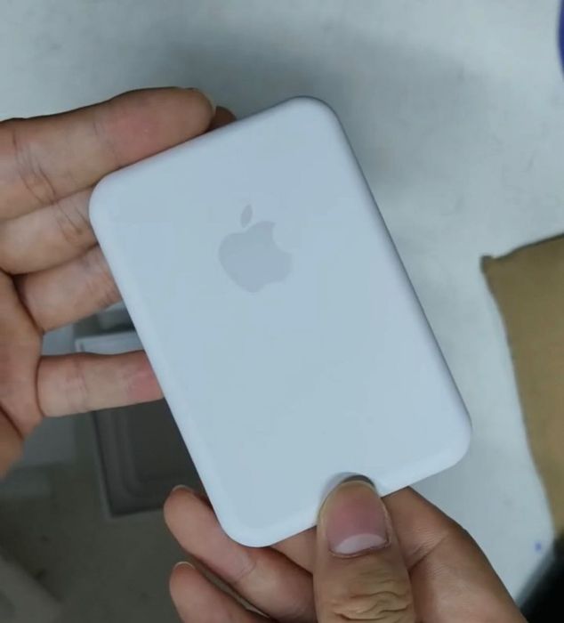Apple IPhone MagSafe Baterie externă Nouă Sigilată