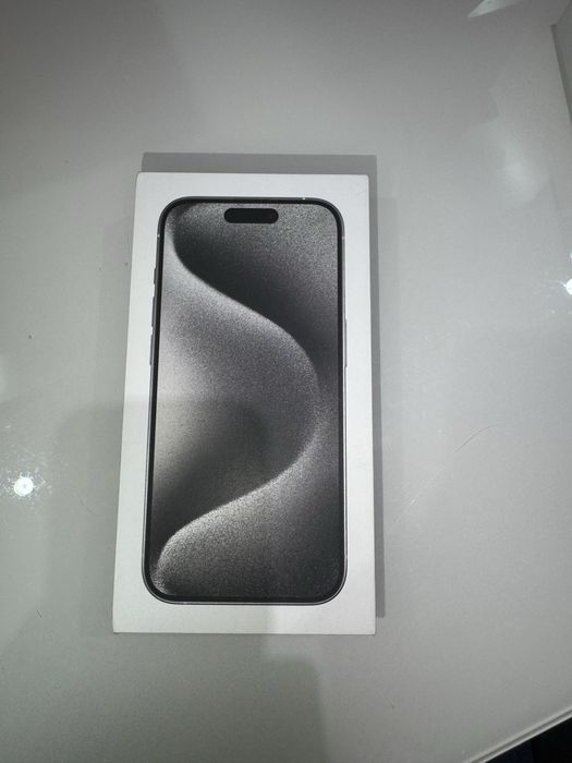 Телефон Iphone 15 pro