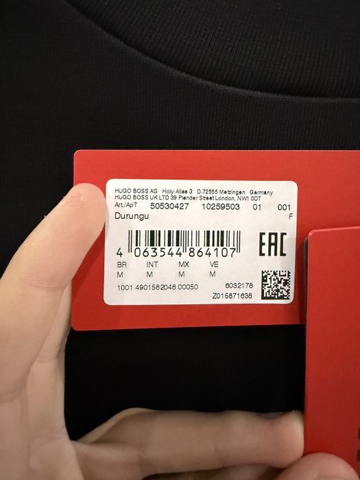 Блуза hugo чисто нова