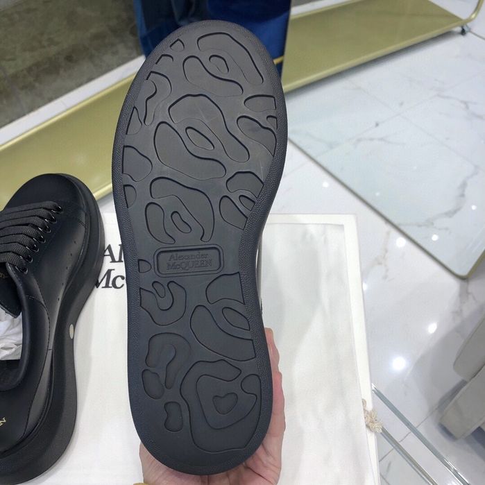 Alexander McQueen calitate premium