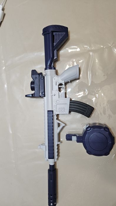 Водяной пистолет